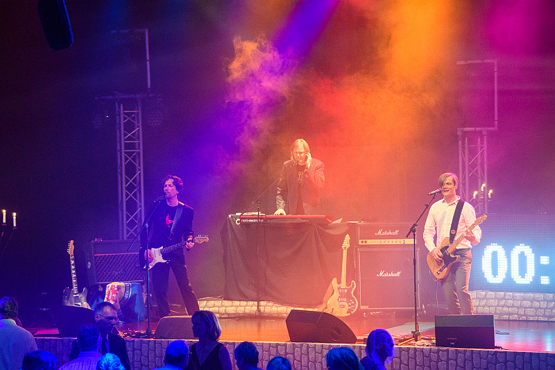 just a click to see next pic