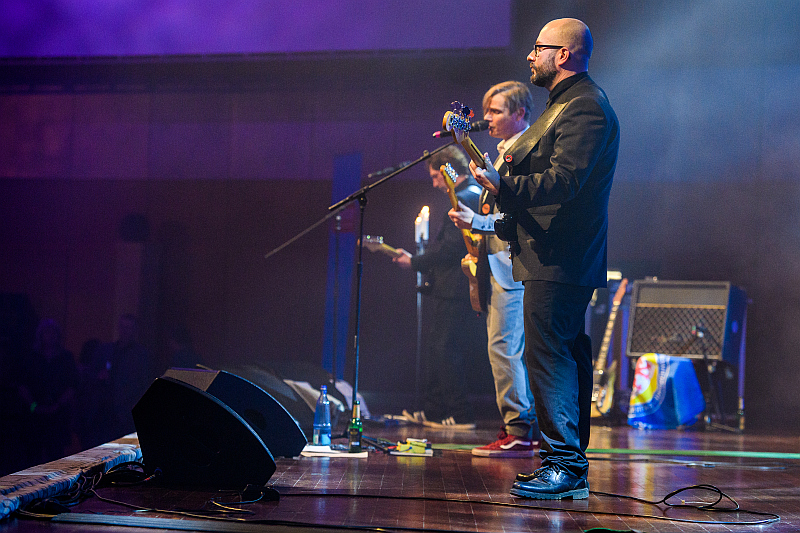 just a click to see next pic